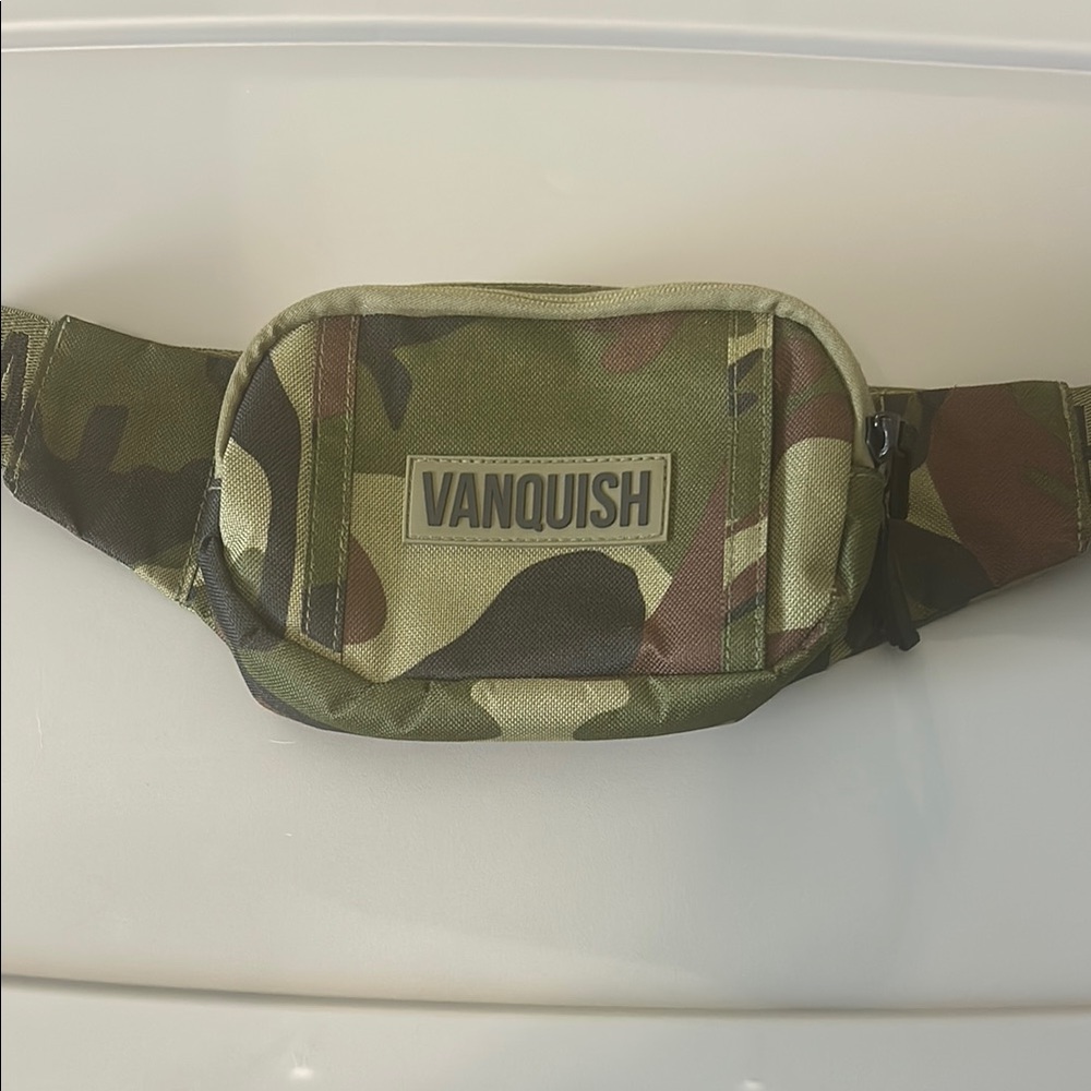 Vanquish Camouflage Men’s Fanny Pack